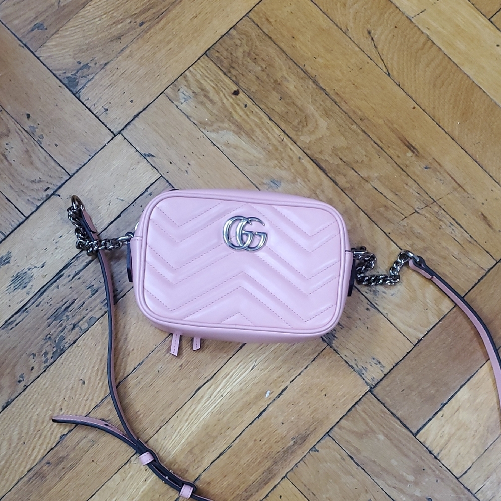 Gucci Pink Crossbody Bag with Silver Accents